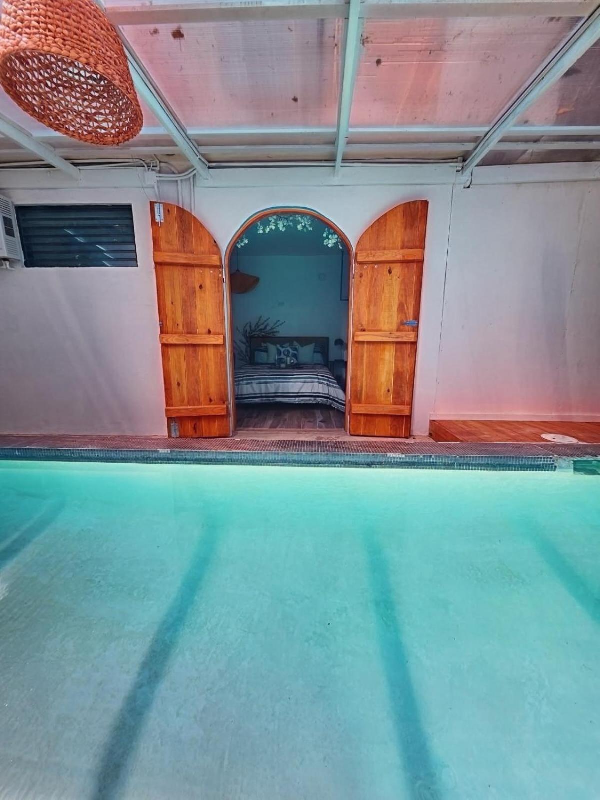 Parguera Beach Club & Hotel Лахас Экстерьер фото